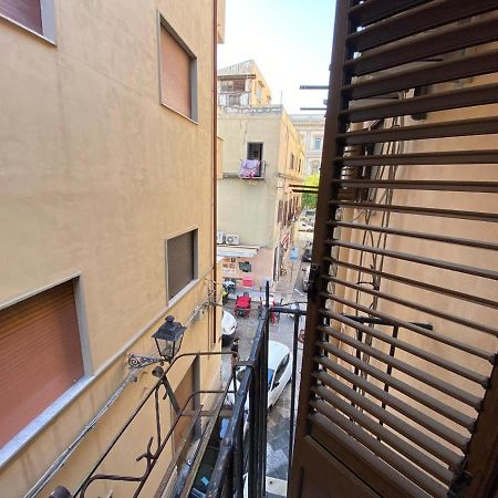Tanto di Cappello Home Palermo Esterno foto